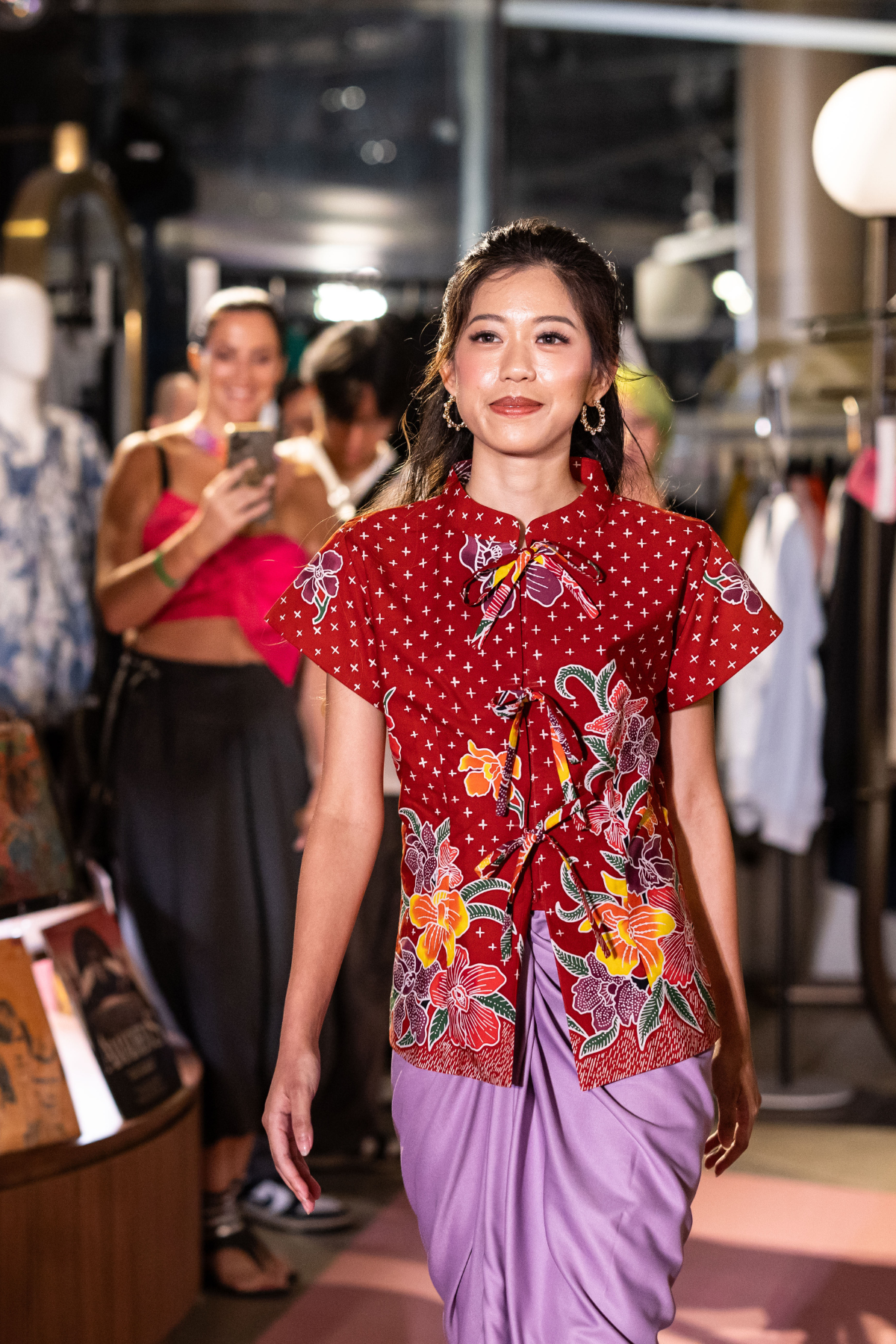 Runway Look Five | Anggrek Classic Set