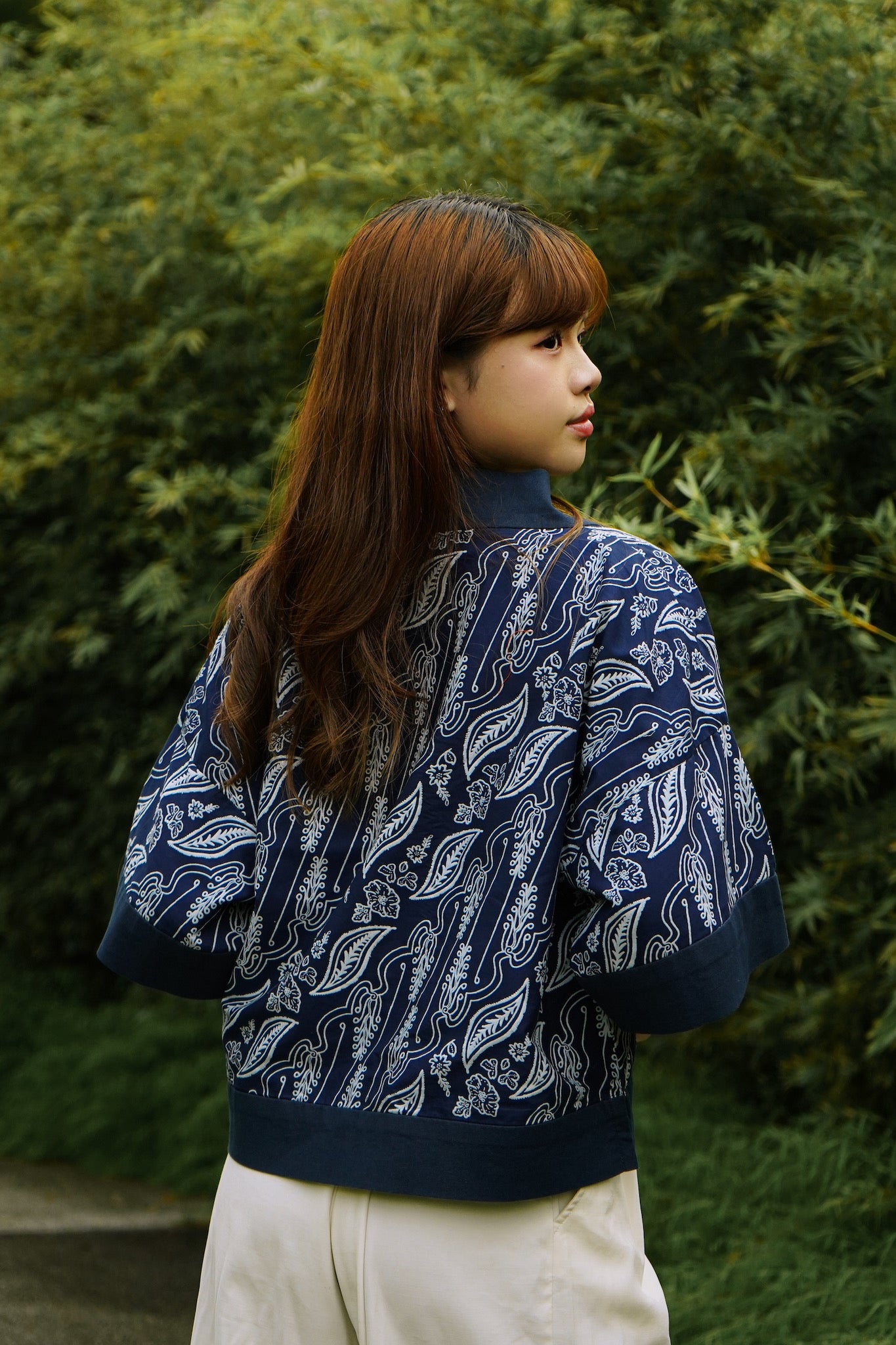 Batik Crop Jacket | Asmara Midnight
