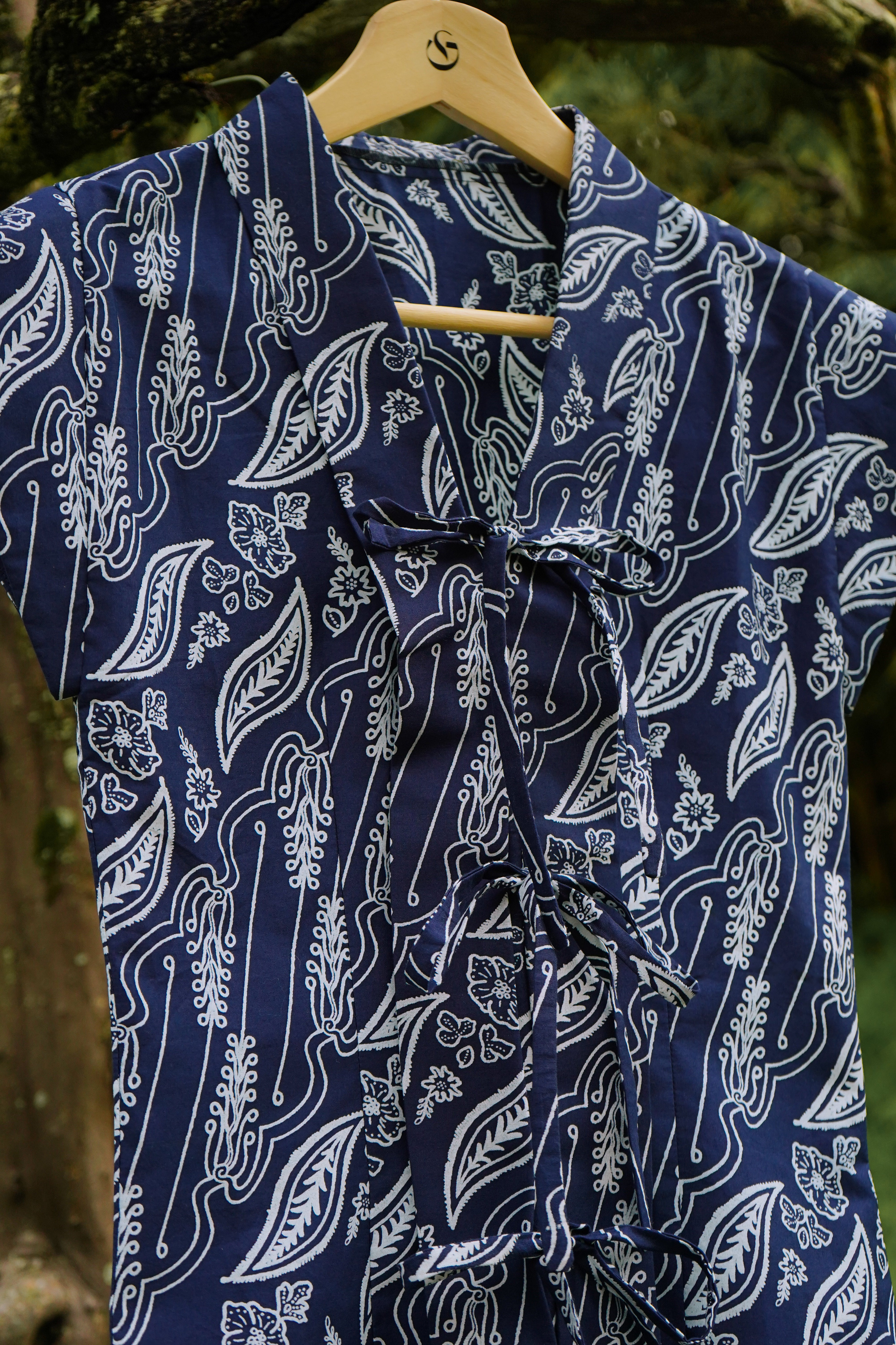 Batik Kebaya Salma | Asmara Midnight