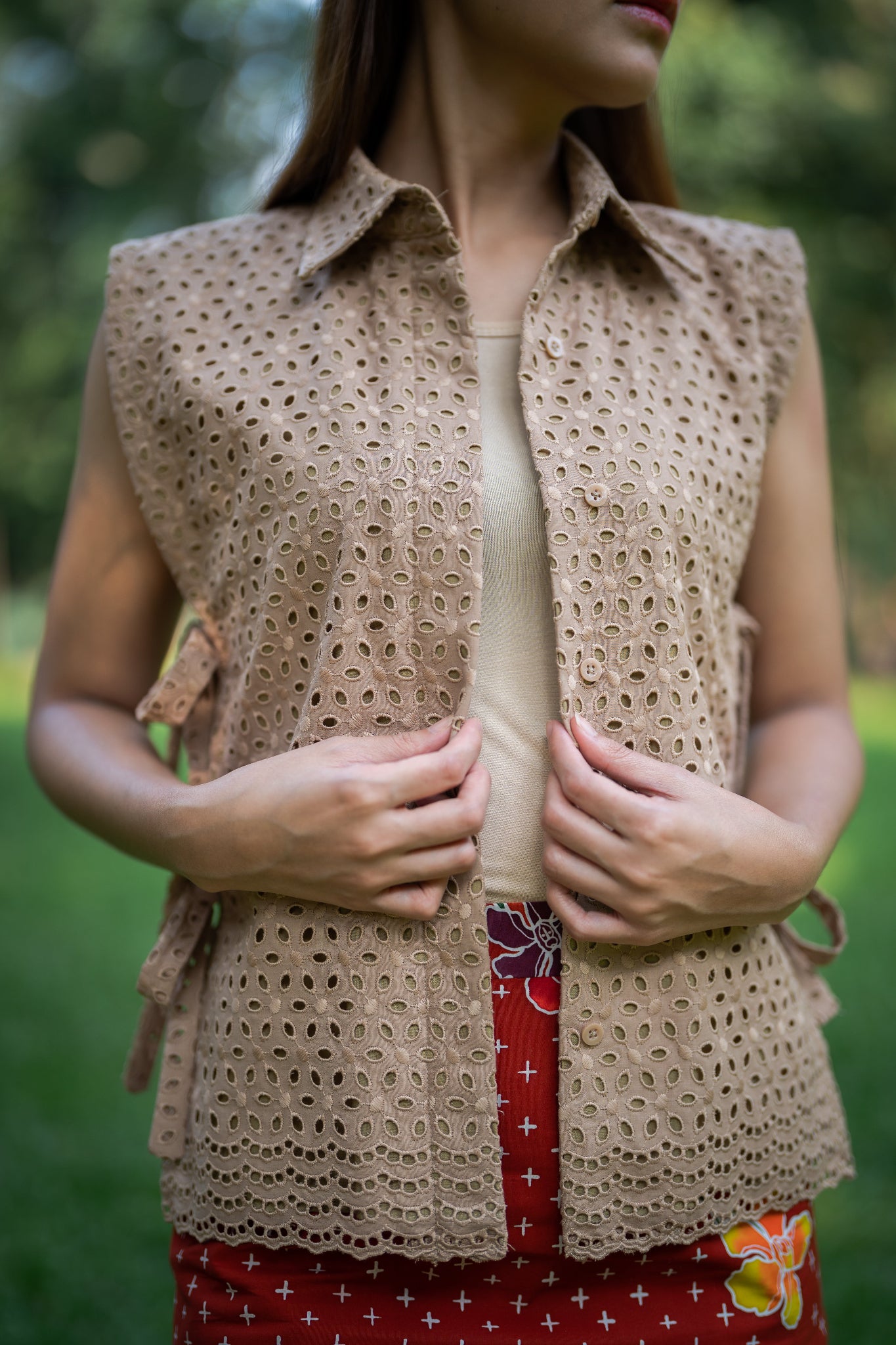 Eyelet Tie Side Blouse | Khaki