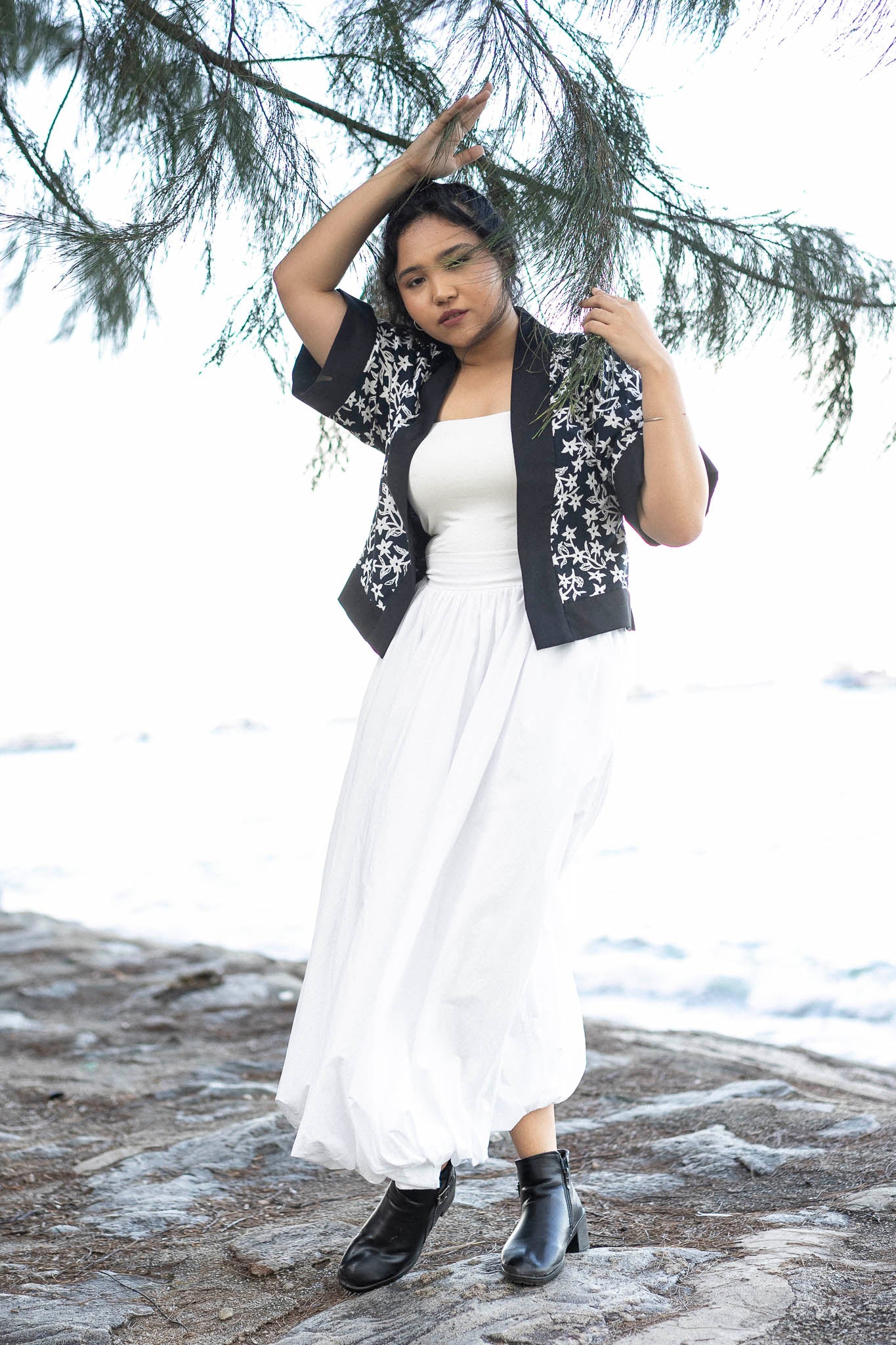 Batik Crop Jacket | Jasmin Ebony