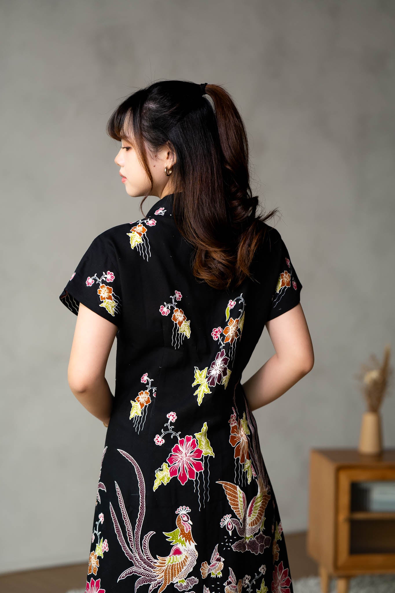 Batik Kebaya Marsita | Merak Ebony