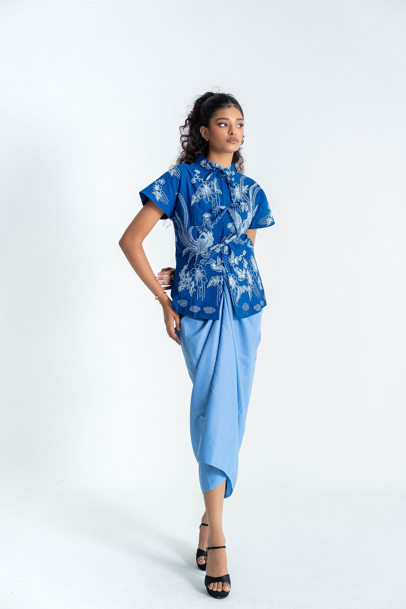 Batik Kebaya Sofea | Merak Indigo