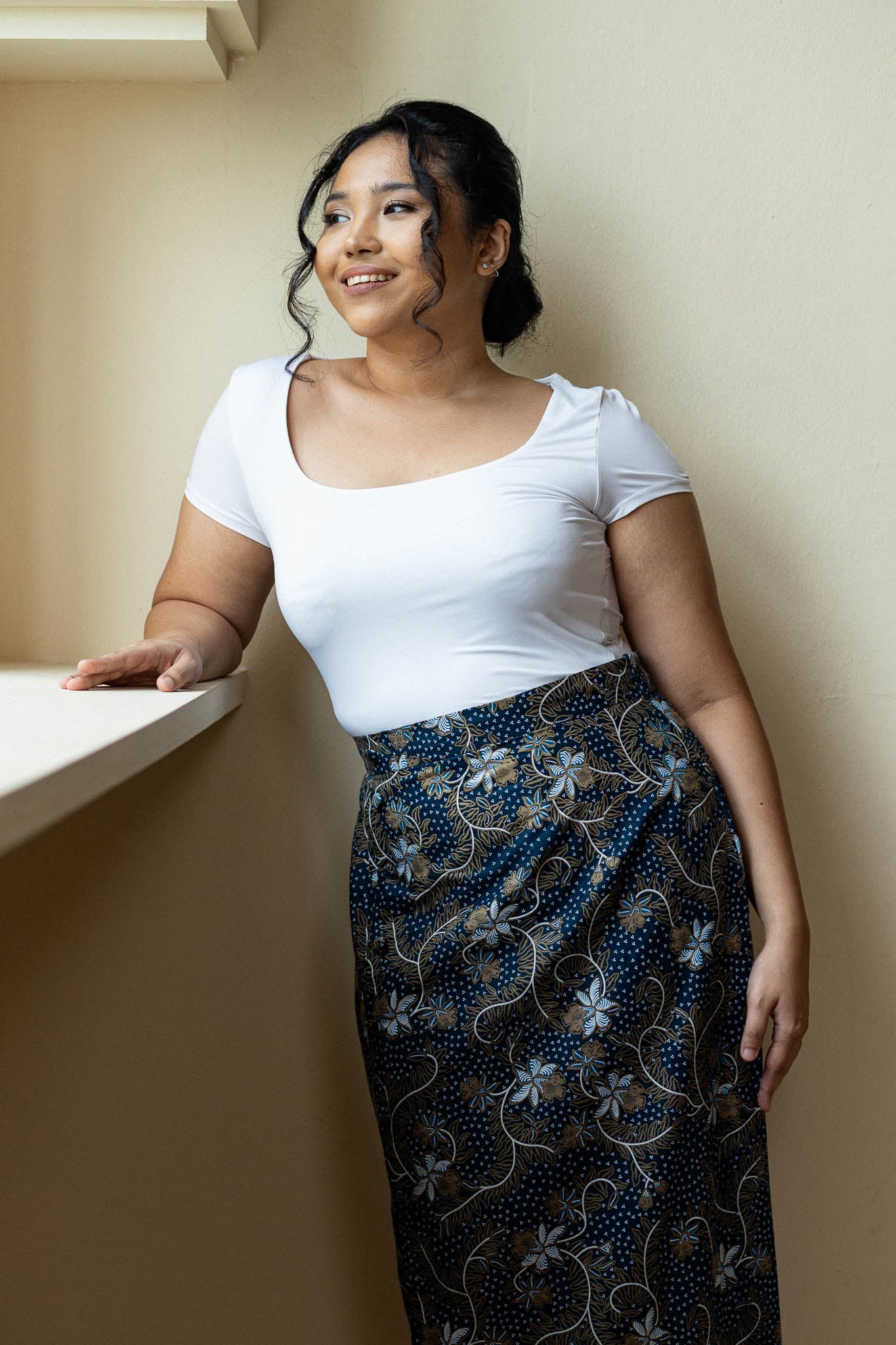 Plus size hotsell pencil skirt singapore