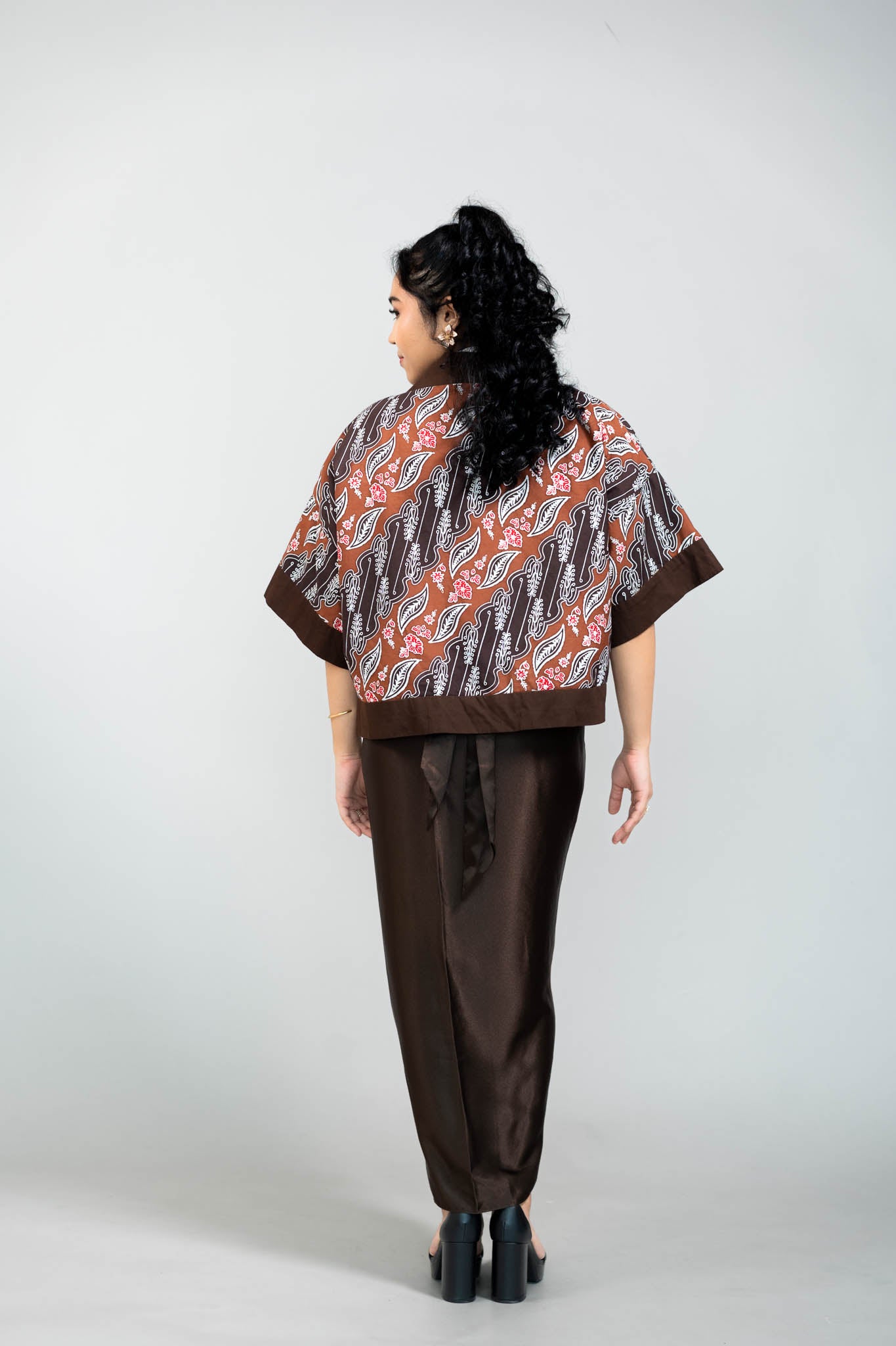 Batik Crop Jacket | Asmara Sogan Brown