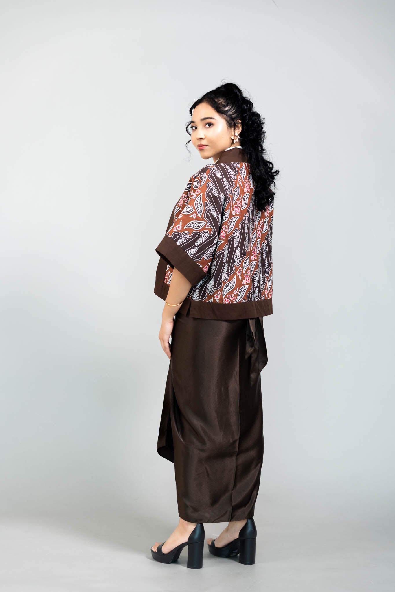 Batik Crop Jacket | Asmara Sogan Brown