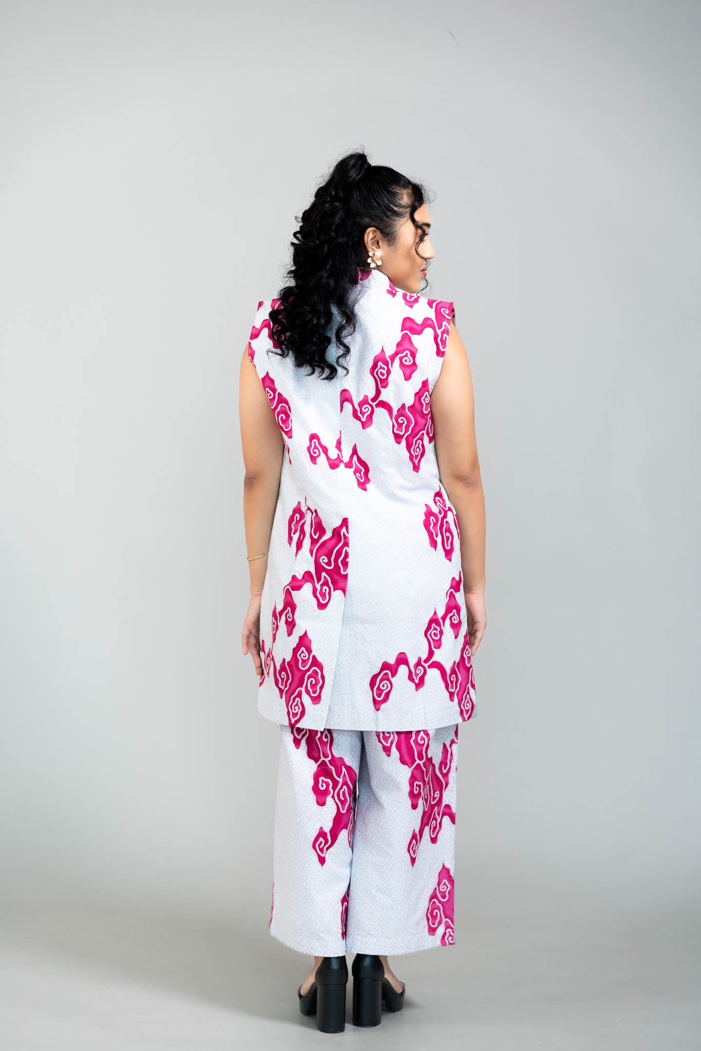 Batik Long Line Vest | Tumbuh Blush