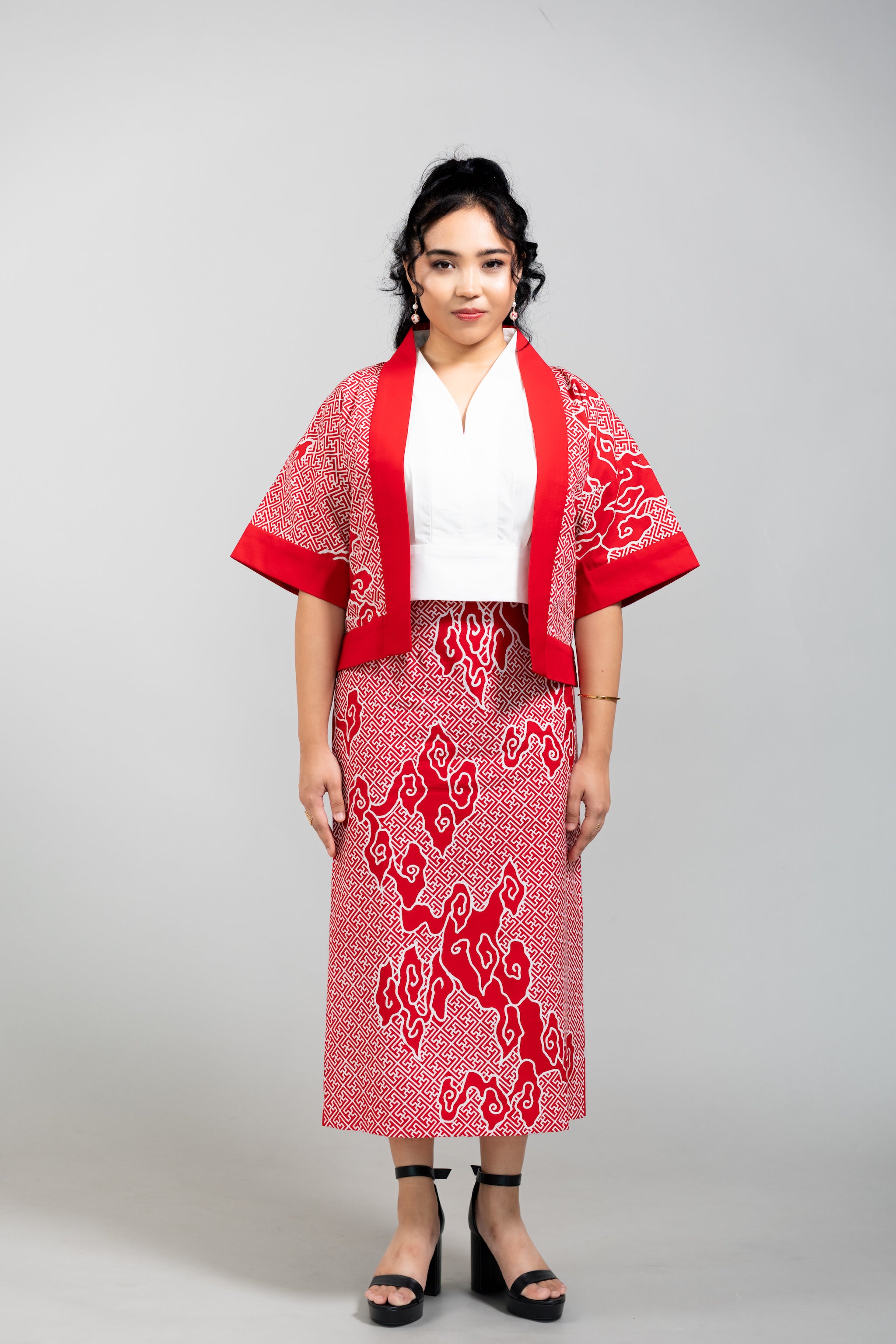 Batik Crop Jacket | Tumbuh Saga Seed