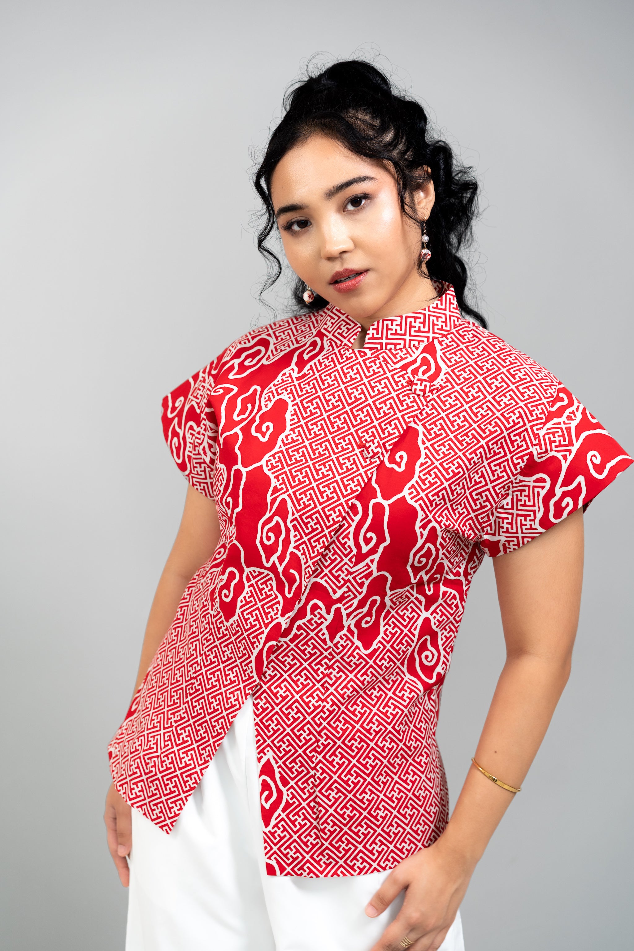Batik Kebaya Temasek | Tumbuh Saga Seed