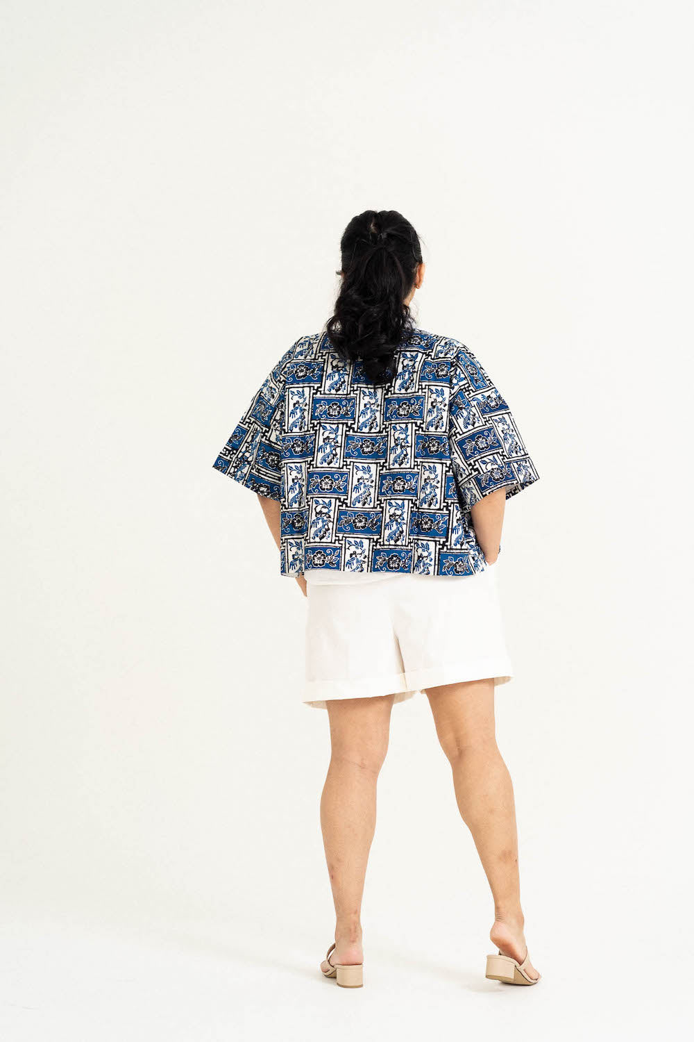 Batik Crop Jacket | Encim Ocean